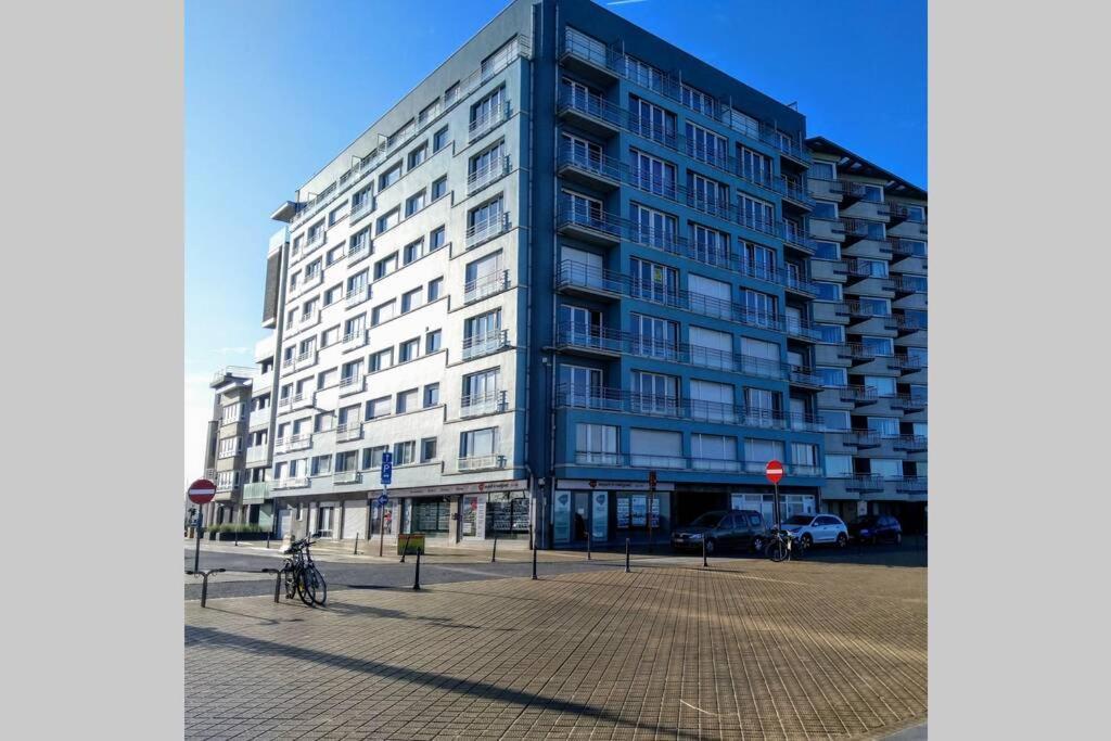 Ferienwohnung Knappe Studio Met Subliem Zeezicht! Ostende Exterior foto